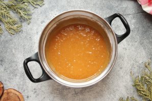 Медовый рулет Медовый рулет