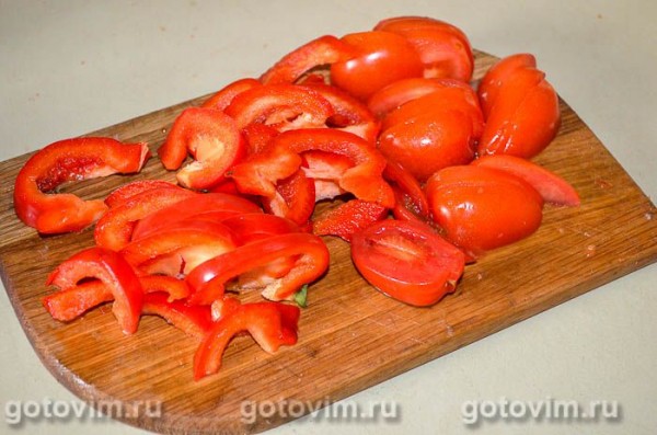 Сербская мучкалица (свинина с овощами)