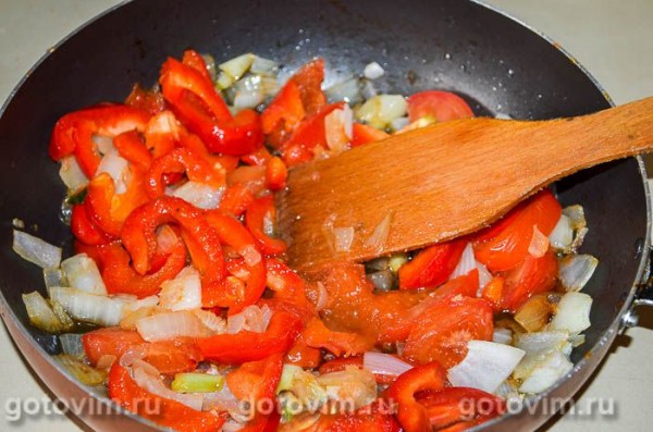 Сербская мучкалица (свинина с овощами)
