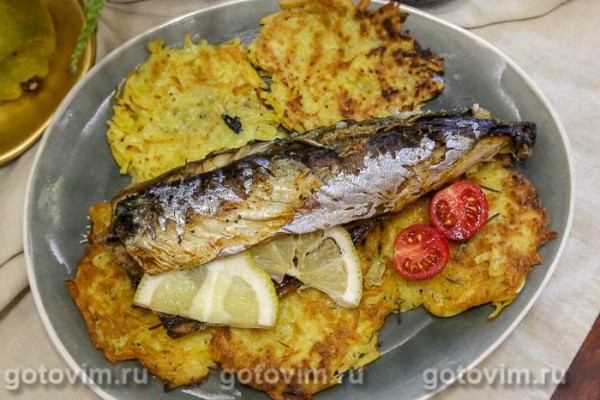 Скумбрия с чесночным маслом в микроволновке Скумбрия с чесночным маслом в микроволновке