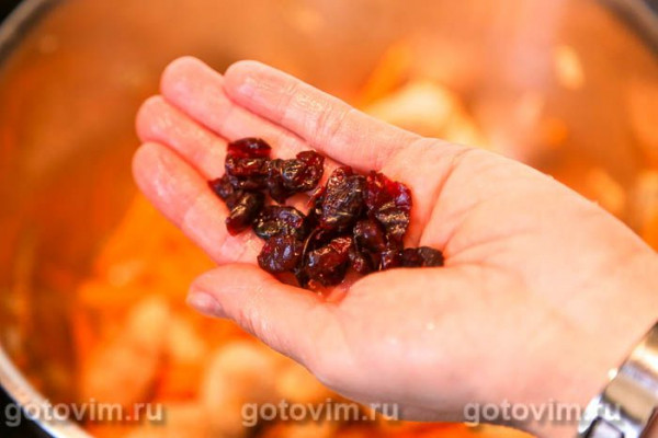 Плов из индейки с клюквой Плов из индейки с клюквой