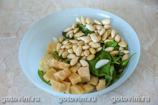 Макароны с миндальным песто Макароны с миндальным песто